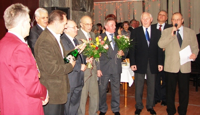 balszurgrupa.jpg